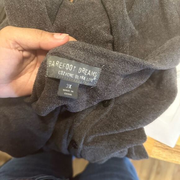 Barefoot Dreams Dark Grey Cardigan Sweater – XXXL Cozy Luxe - Picture 6 of 9